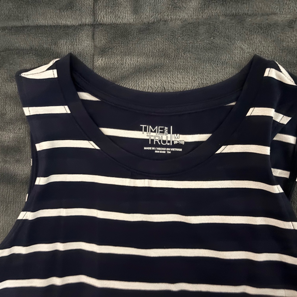 T-shirt dress flowy